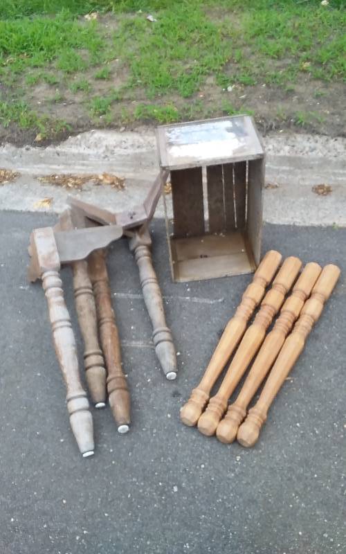 Old Fruit Crate & 2 Sets Of 4 Wooden Table Legs