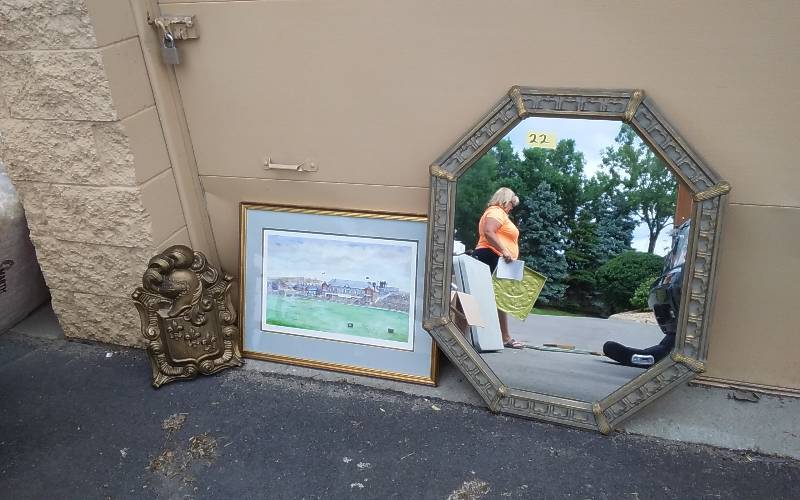 3-Piece Decor, Ceramic KnightShield, Mirror 36x30, Golf Picture Signed & Numbered