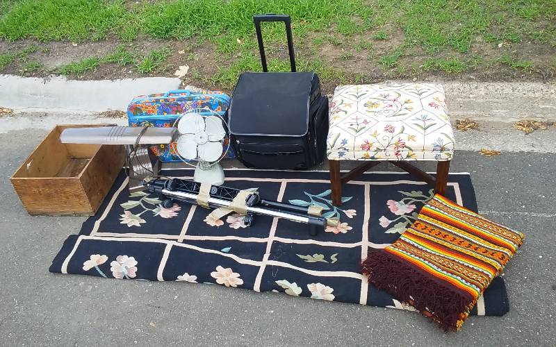 Lot Of Vintage Small Housewares