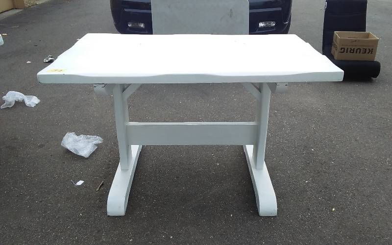 Painted Table 47x28x28