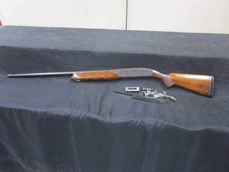 lot 10 image: REMINGTON SPORTSMAN 58 12 GA MAGNUM 3 (ROUGH SHAPE AND IN PIECES)