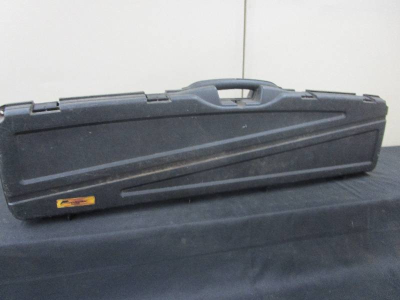 lot 12 image: HARD SIDED GUN CASE