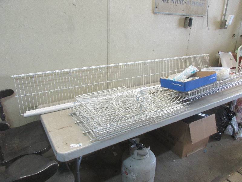 Rubbermaid shelving