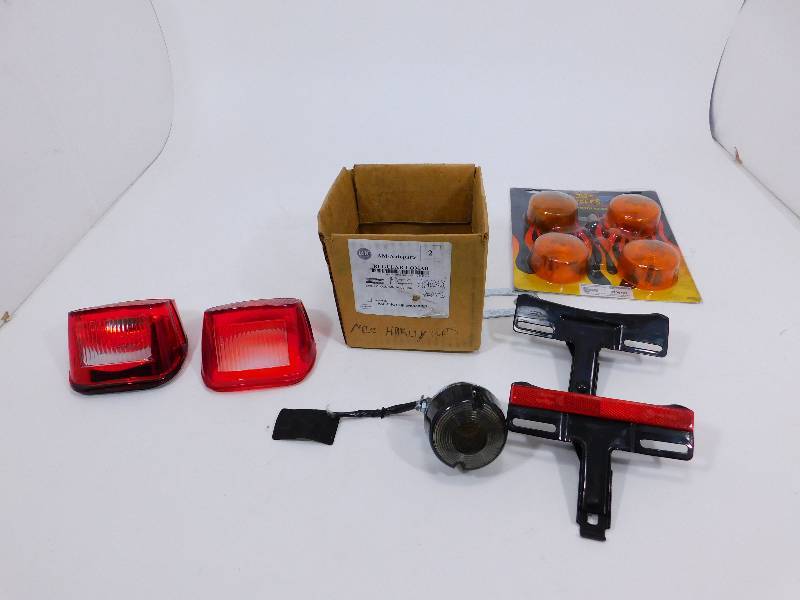 lot 43 image: Miscellaneous Harley Parts