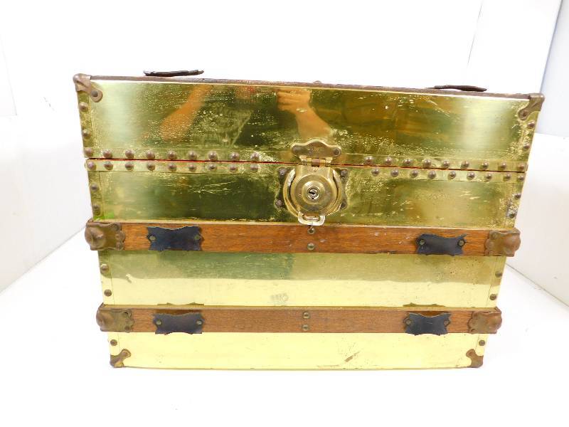 lot 70 image: Gold Brass Colored Trunk