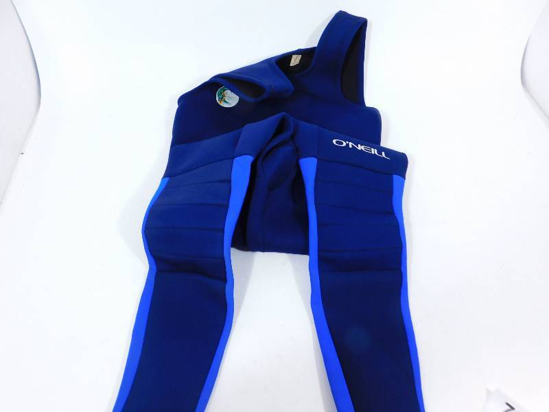 lot 73 image: ONeill Wet Suit