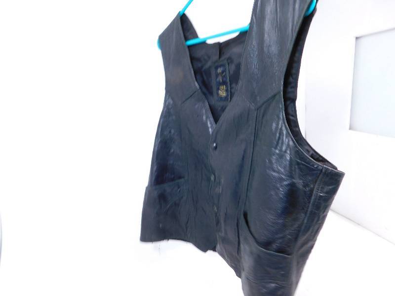 lot 83 image: Black Leather Motorcycle Vest