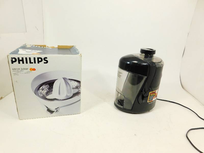 lot 132 image: Philips Citrus Juicer & Hamilton Beach Juicer