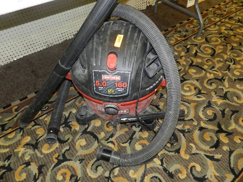lot 506 image: CRAFTSMAN 12 GALLON, 5HP SHOP VAC
