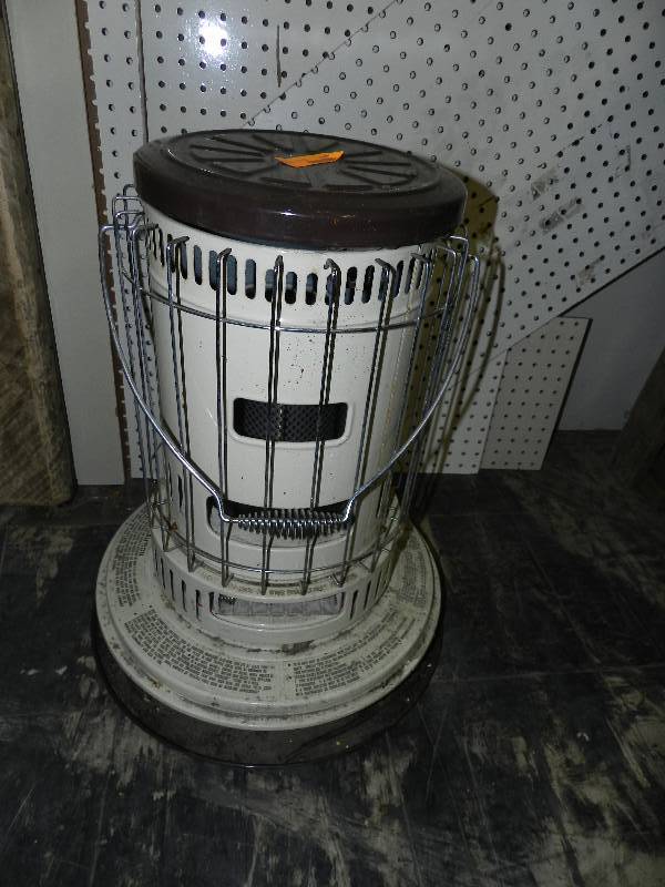 lot 518 image: ROBESON PORTABLE HEATER