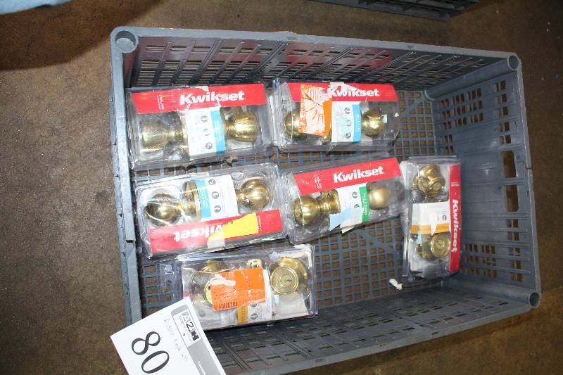 lot 80 image: Lot of (6) Kwikset Door Handle Sets - Hall & Closet, Bed & Bath, Double Cylinder Deadbolt