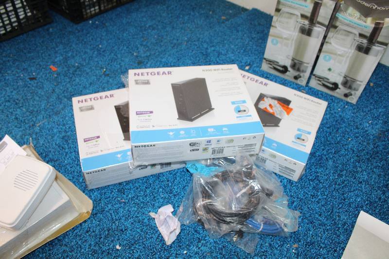 lot 86 image: Lot of (3) Netgear N300 WiFi Routers