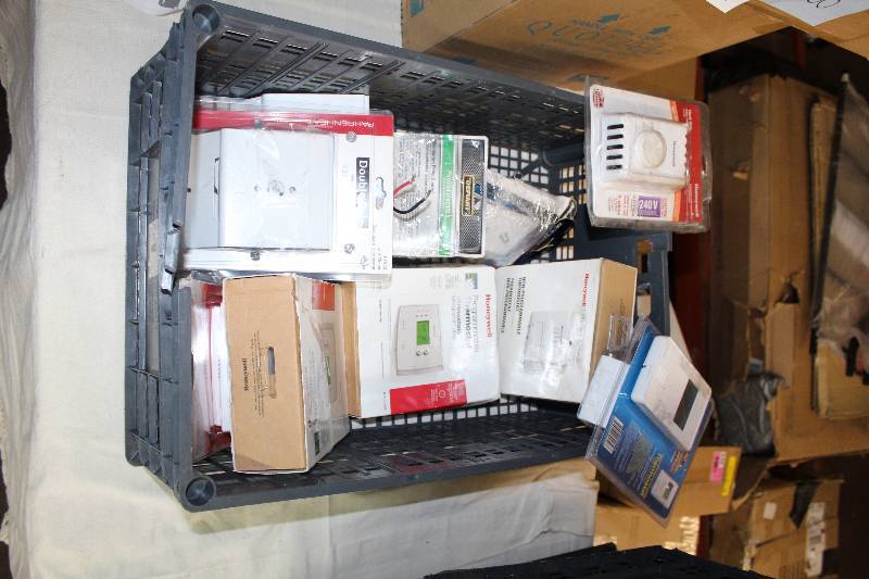 lot 82 image: Electric Supplies - Double Pole Baseboard Thermostat, Programmable Thermostat, Photo Control, Honeywell Heat Thermostat, Telephone Coax Wall, Radiant Floor Thermostat