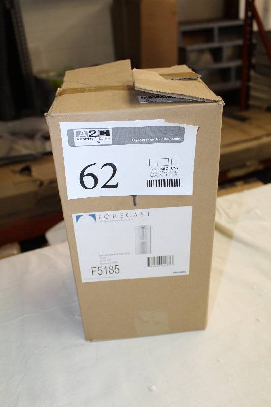 lot 62 image: Forcecast Mini Pendant Glass Light Fixture