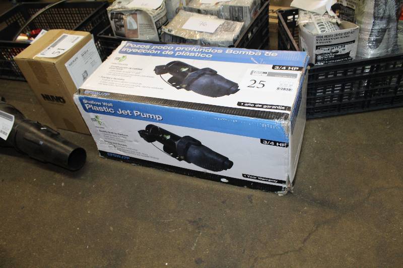 lot 25 image: Shallow Well Plastic Jet Pump