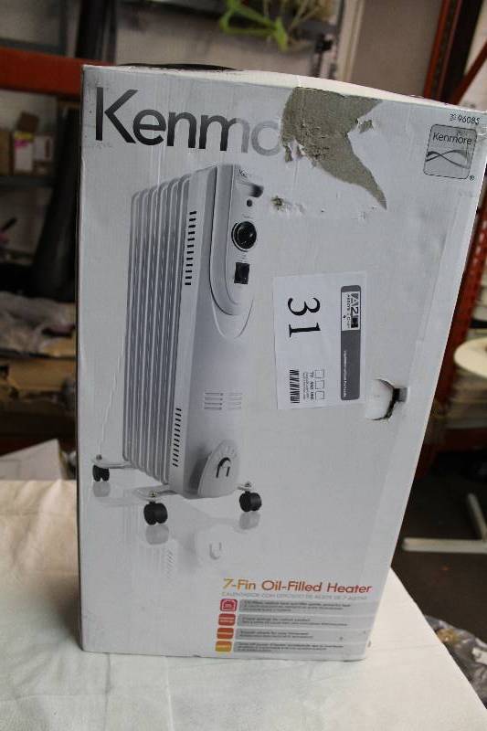 lot 31 image: Kenmore 7-Fin Oil Filled Heater