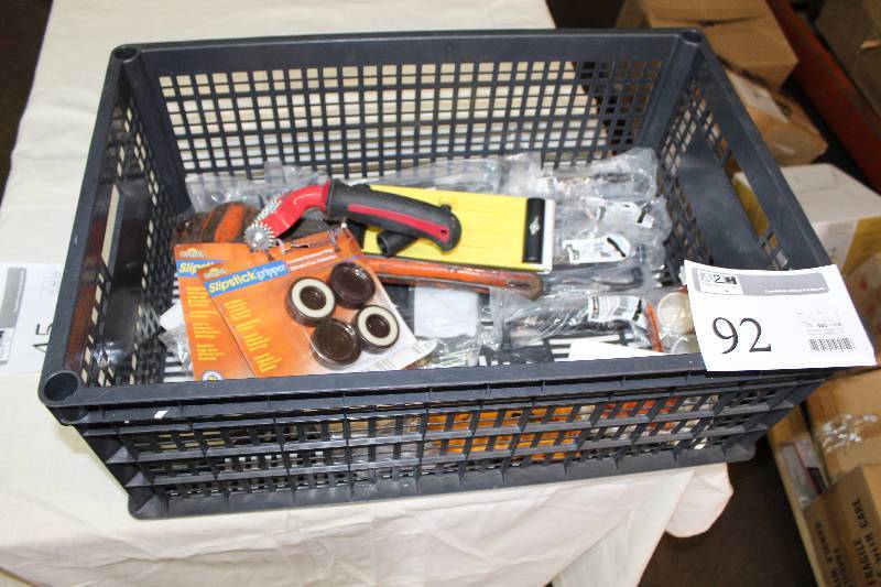 lot 92 image: Storage Rack Feet, Carpet Roller, Zircon Stud Finder, Anti-Skip Feet, Drawer Pulls