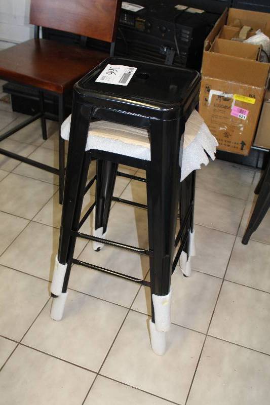 lot 166 image: Lot of (2) Metal Stools