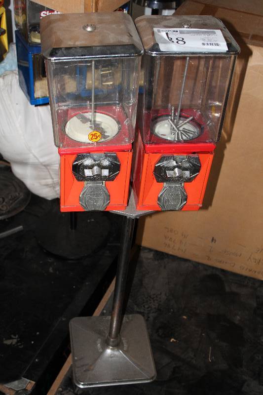 lot 88 image: 2-Head $.25 Gumball Dispenser