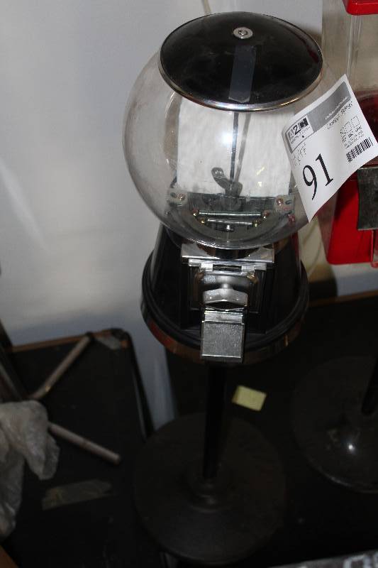 lot 91 image: Gumball Dispenser $.25