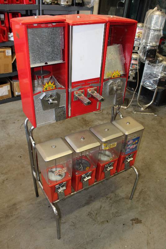 lot 72 image: Northwestern 8-Head $.50$.25 Bulk Candy Dispenser