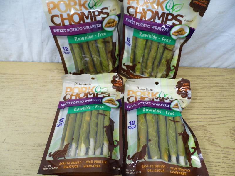 lot 26 image: Lot of 4 Packs Pork Chomps