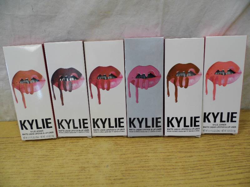 lot 63 image: Kylie Makeup