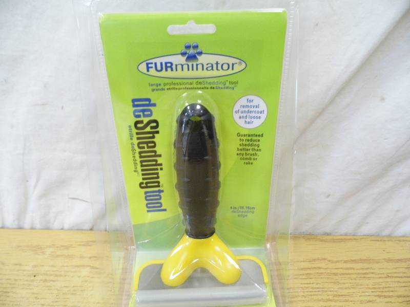 lot 79 image: Furminator De Shedding Tool