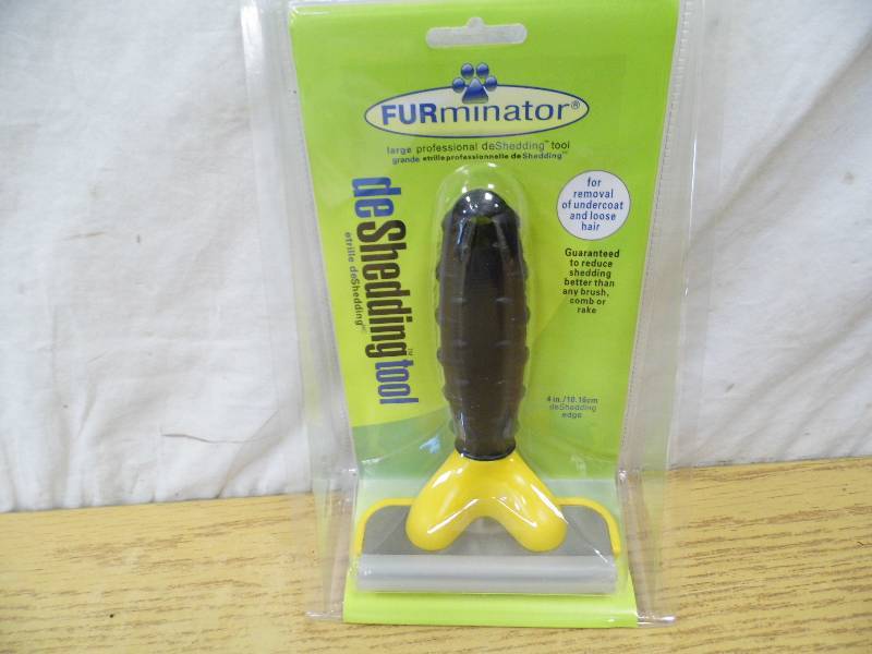 lot 80 image: Furminator De Shedding Tool
