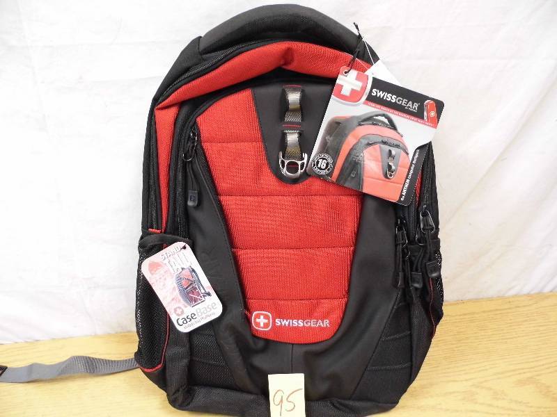 lot 95 image: Swiss Gear Backpack