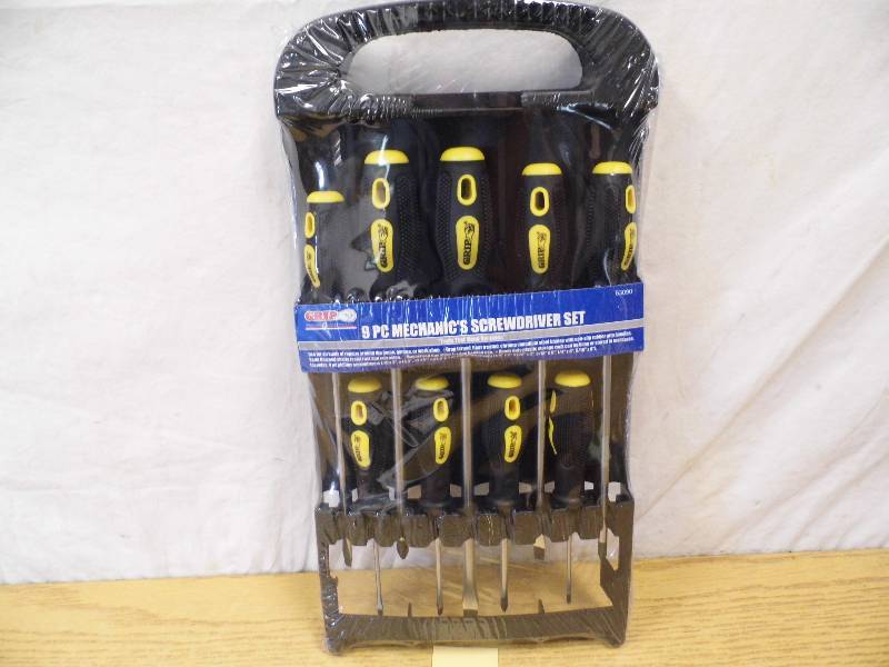 lot 97 image: Grip 9 pc Mechanics Screwdriver Set