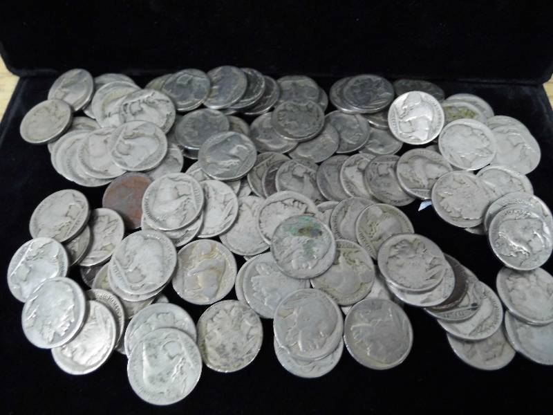 lot 112 image: Lot of 114 Buffalo Nickels