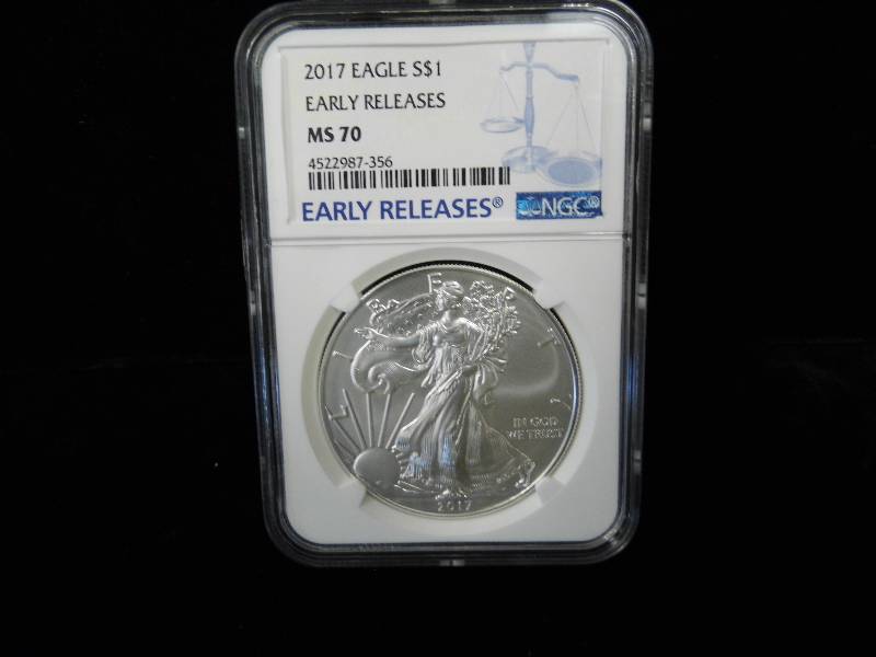 lot 114 image: 2017 Eagle Dollar Silver Coin