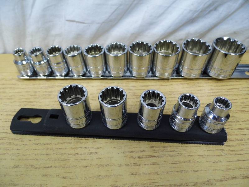 lot 118 image: Lot of 2 SK Socket Sets