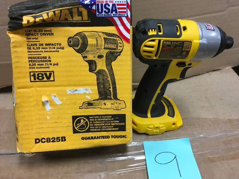 DEWALT 18-Volt 14 in. (6.4 mm) Cordless Impact Driver (Tool-Only) in like new working conditions