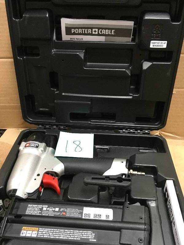 PORTER CABLE 18-Gauge Pneumatic Brad Nailer Kit in working conditions