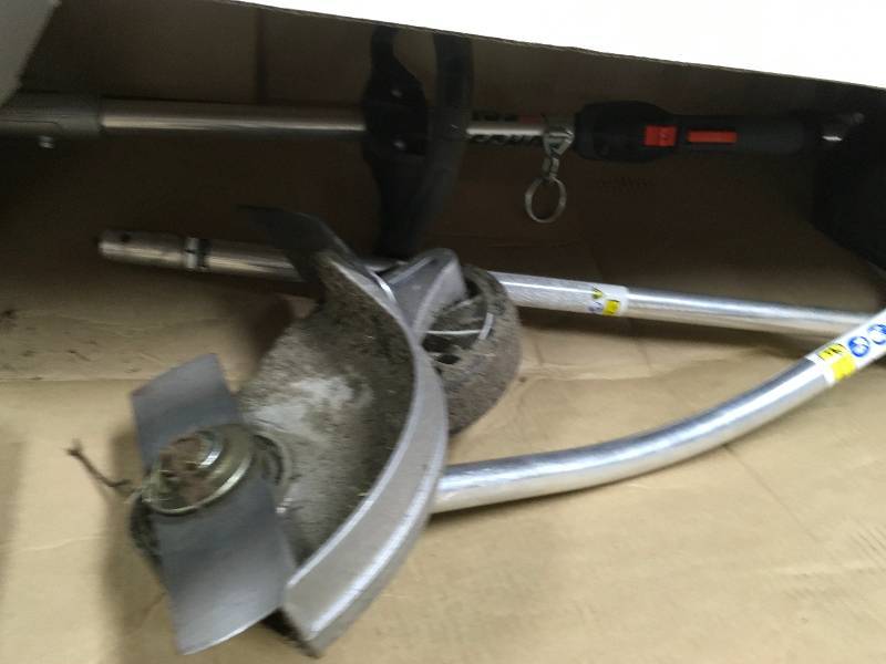 Echo PAS-225VP Pro-attachment series Trimmer in working conditions