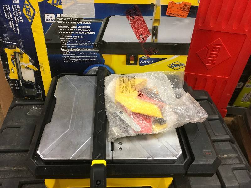 QEP 34 HP Wet Tile Saw with 7 in. Diamond Blade