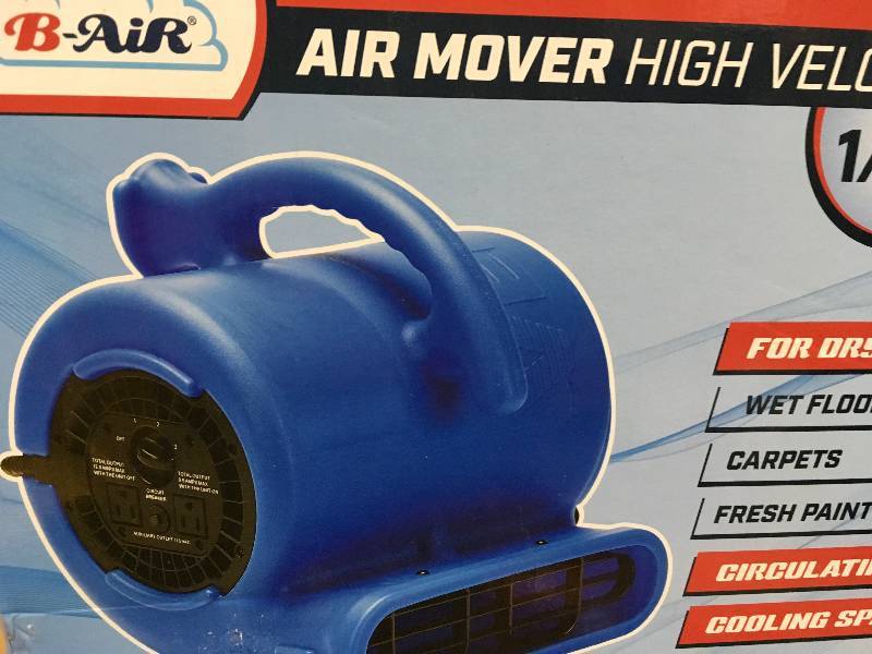 lot 36 image: B-AIR 14 HP Air Mover for Water Damage Restoration Carpet Dryer Floor Blower Fan Home and Plumbing Use, Blue in working conditions