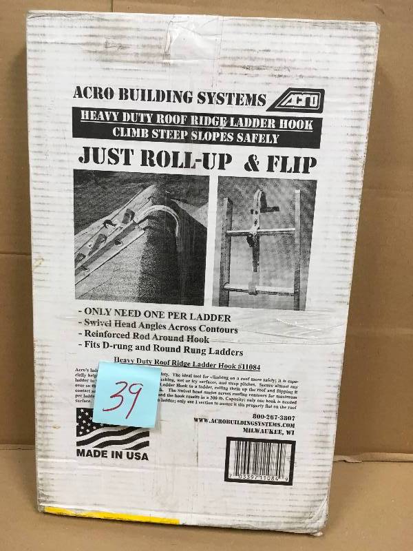 lot 39 image: Heavy Duty Roof Ridge Ladder Hook not used