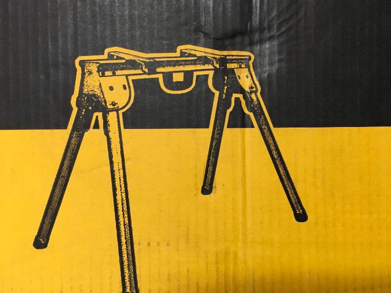 lot 51 image: DEWALT Heavy Duty Work Stand  in good conditions