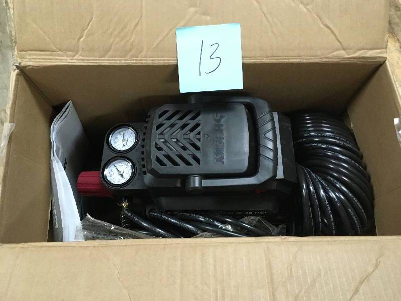 lot 13 image: Husky 0100211A 2 gal. Electric Hotdog Air Compressor in working conditions