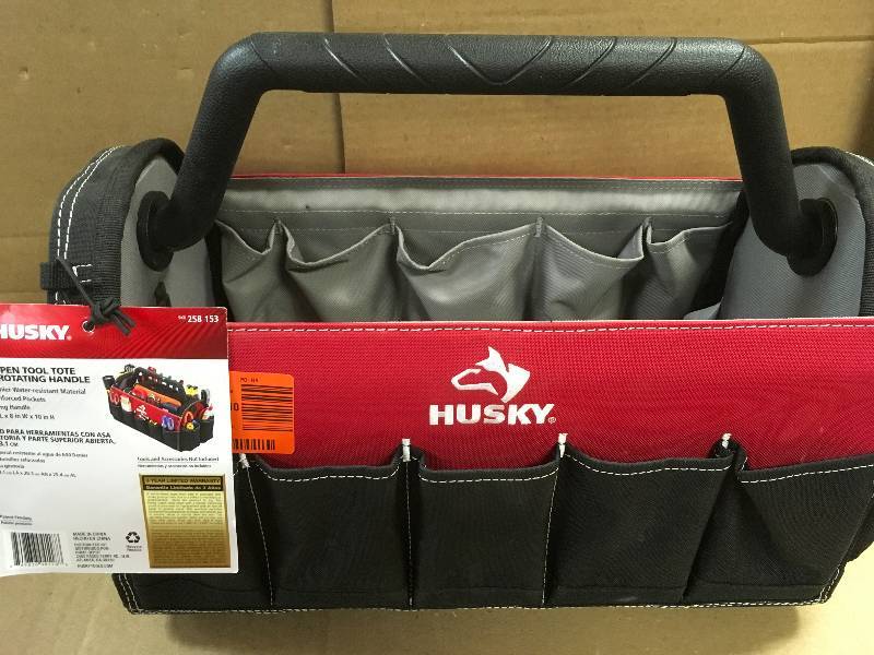 HUSKY 17 in. Open Tool Tote with Rotating Handle in good conditions