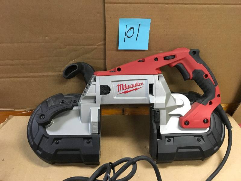 Milwaukee 11 Amp Deep Cut Variable Speed Band Saw used in good working condition