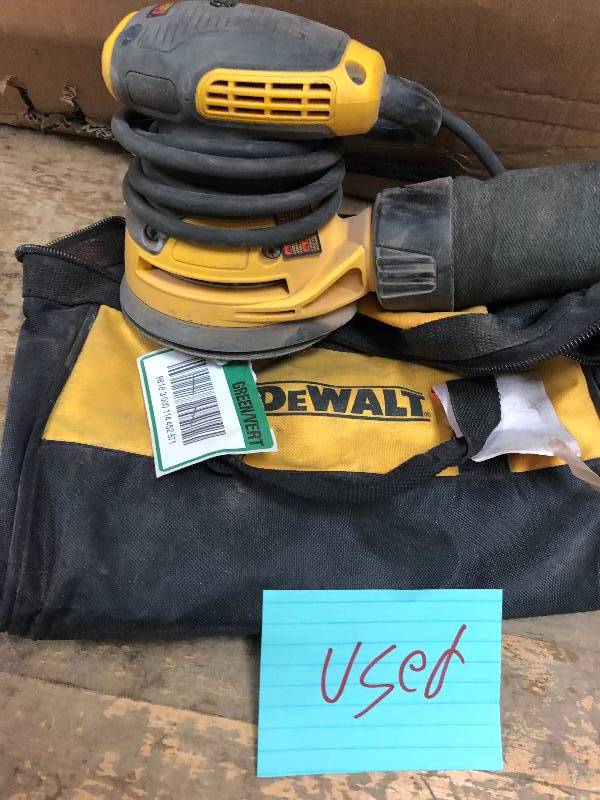 Dewalt Single Speed Random Orbit Sander (DW6421) used in working condition