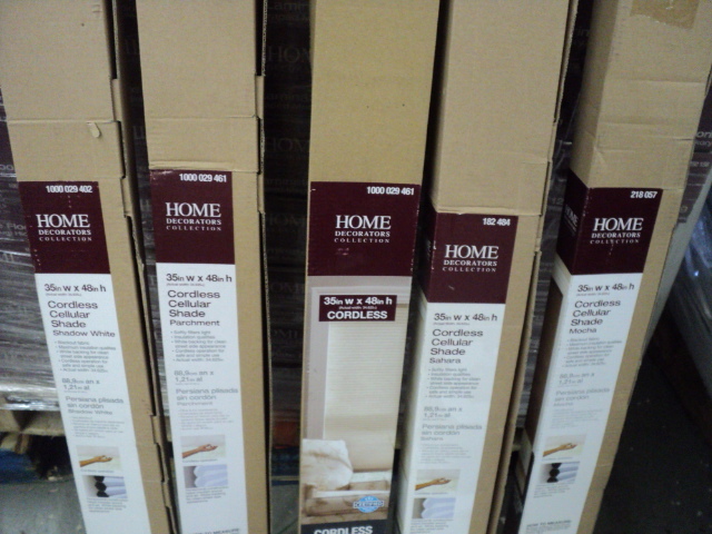 lot 47 image: 5 blinds 35 x 48...