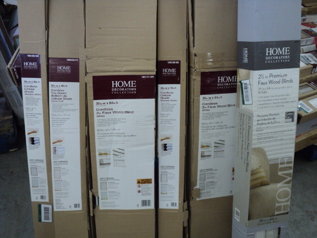 lot 54 image: 6 blinds 1 39 x 64 and 5 35 by v...
