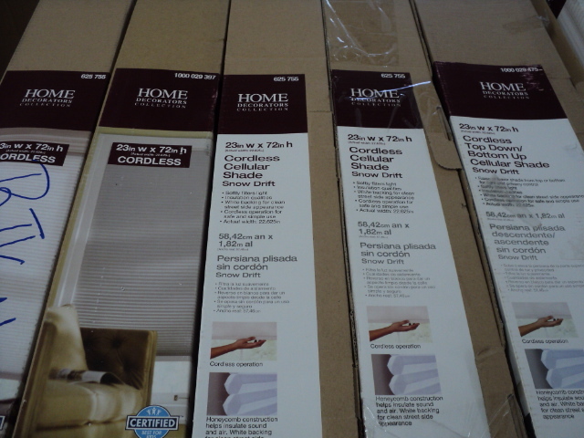 lot 63 image: 5 blinds 23 x 72...