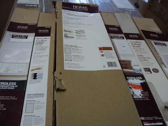 lot 66 image: 6 blinds 23 x 48...