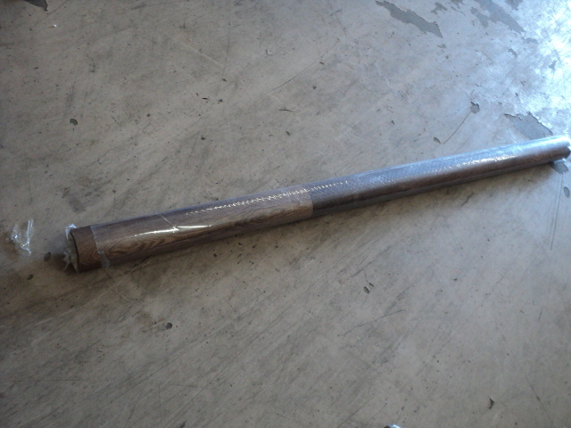 lot 104 image: 6 x 8 vinyl flooring...